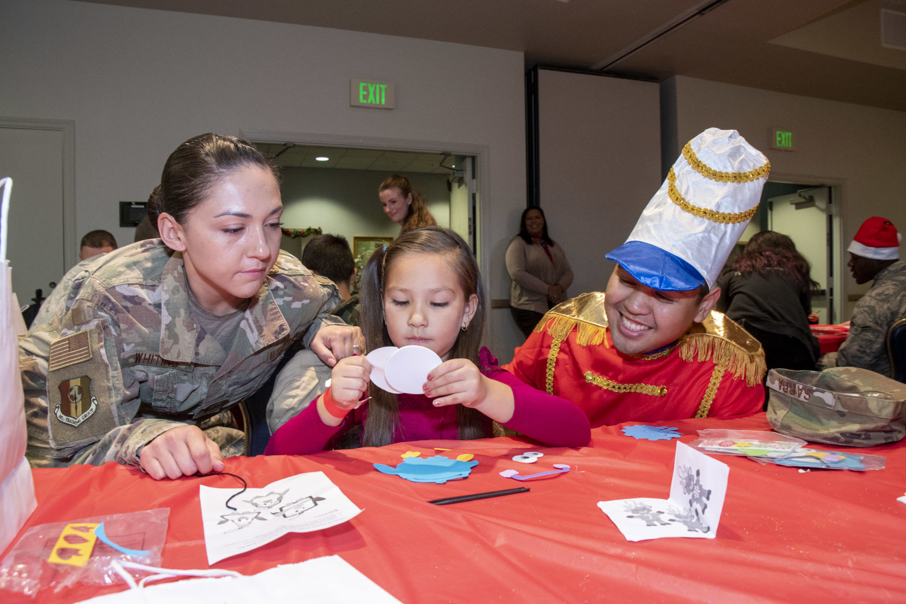 120719 Operation Kids Christmas 01.jpg